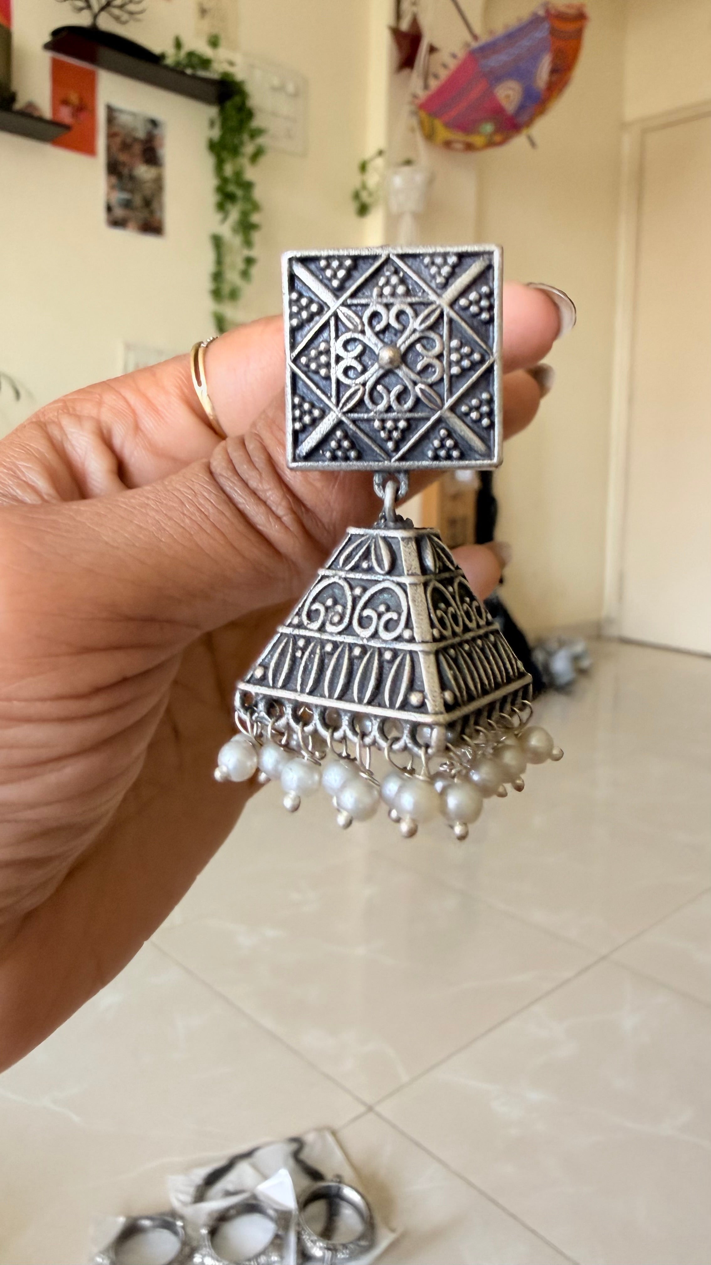Aangan Noor Jhumkas
