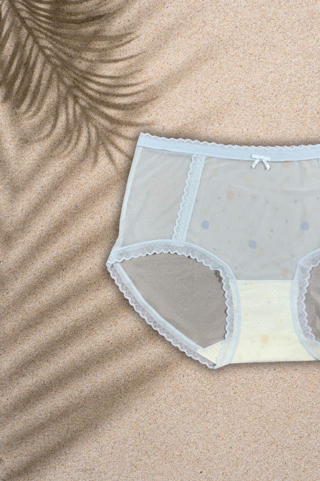 M & L Size | Seamless Air Panty for Women | Ultra-Thin, Breathable & Quick Dry | Cute Bow Design