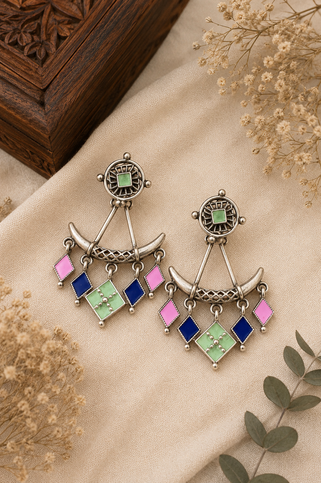 Rangrez Detachable Chandelier Earrings