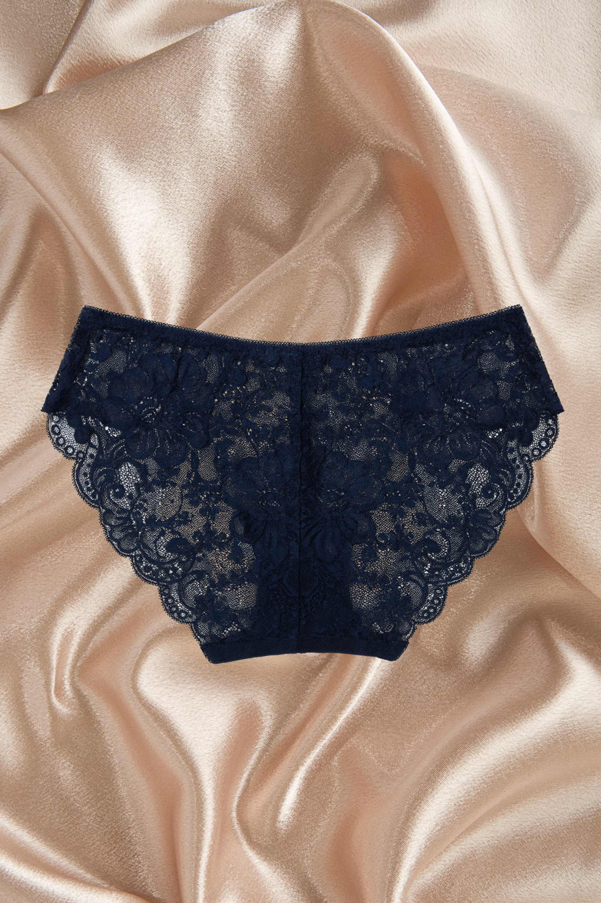 S/M Premium Lace Panties for Women – Stretchable, Soft & Elegant Lingerie Underwear