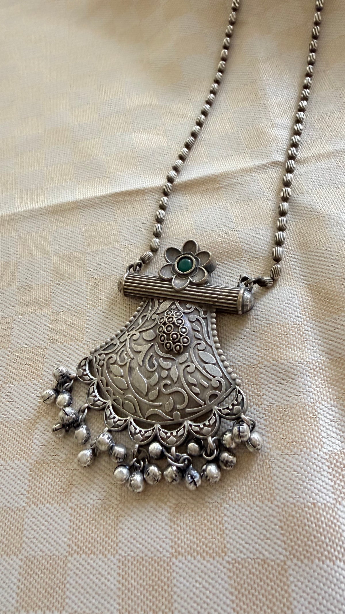 Emerald Mandala Oxidised Necklace