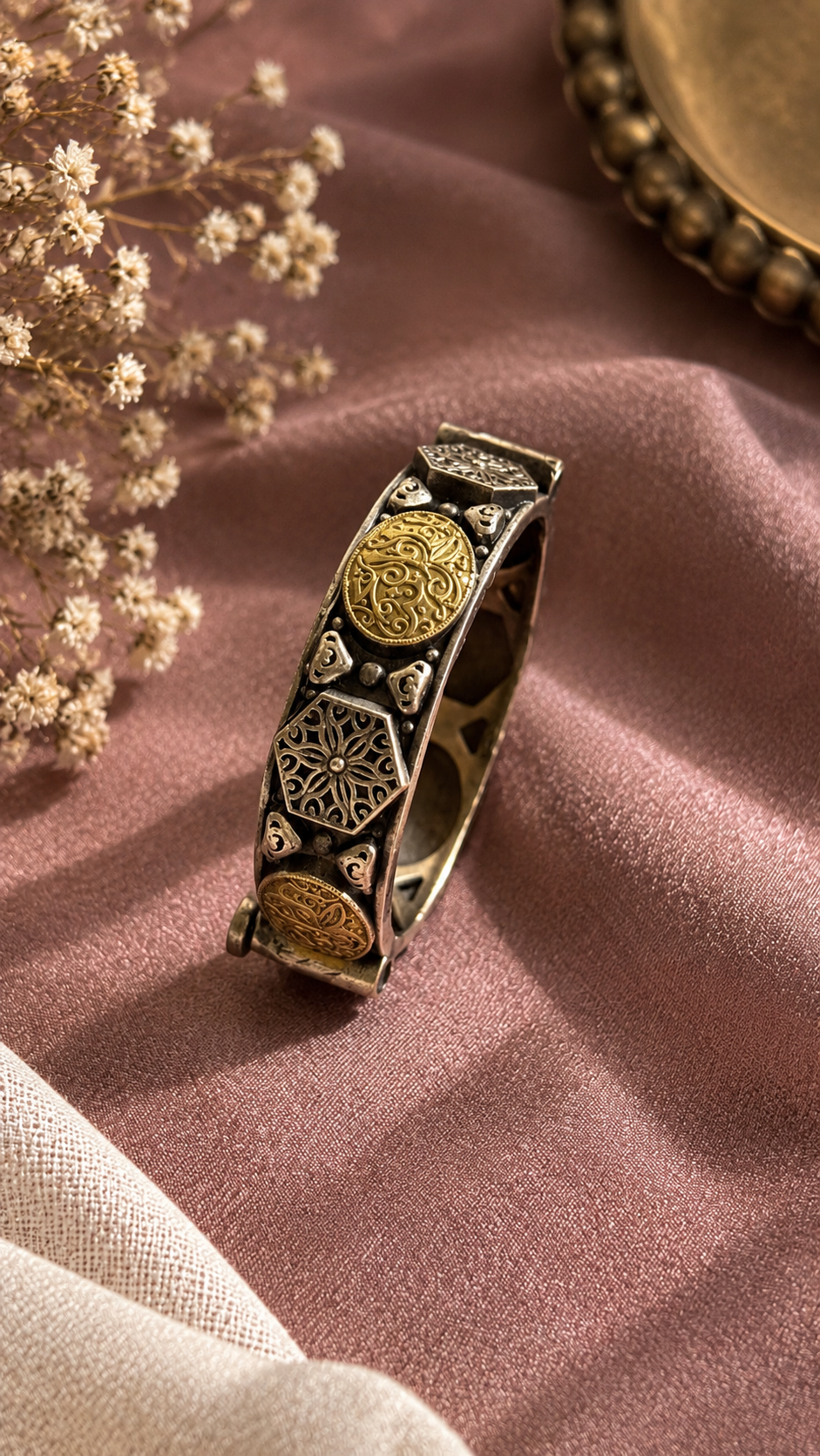 Rajwada Antique Dual-Tone Statement Kada