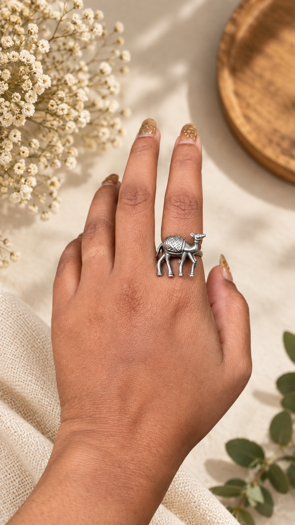 🐪 Desert Dune Camel Ring
