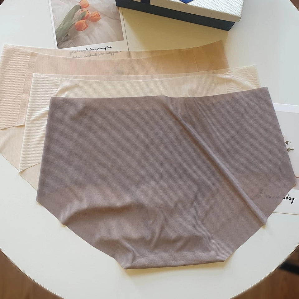 S/M Super Seamless Ice-Silk Panty | Ultra-Soft Invisible Fit | 1 PC